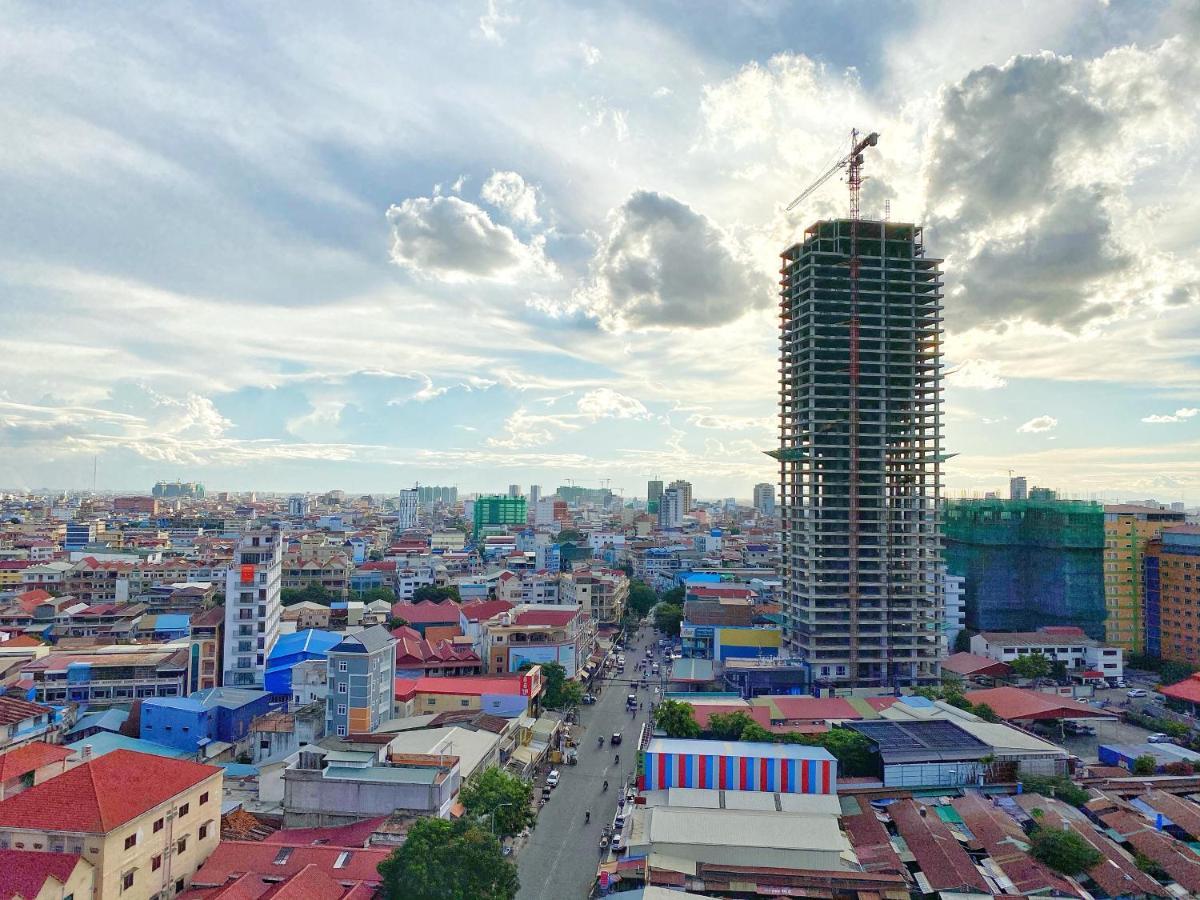 Yunfan Hotel Phnom Penh Exterior foto