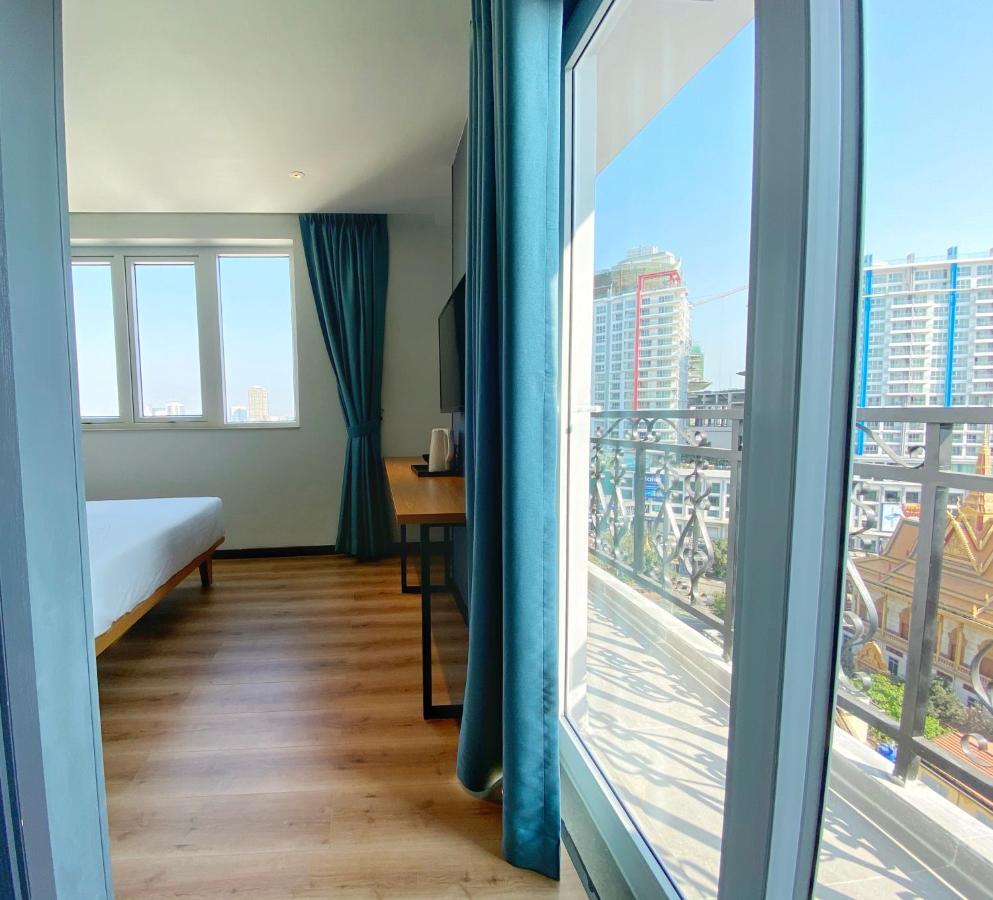 Yunfan Hotel Phnom Penh Exterior foto