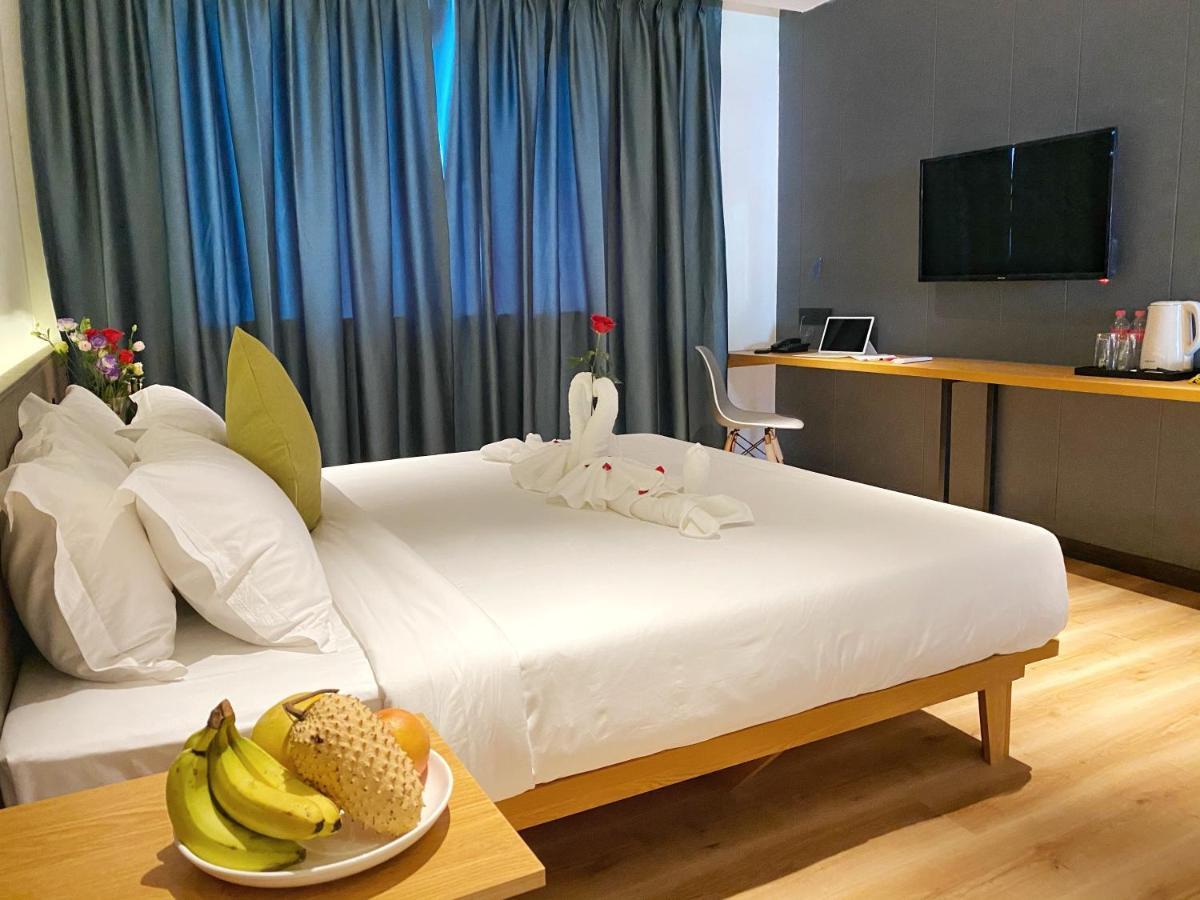 Yunfan Hotel Phnom Penh Exterior foto