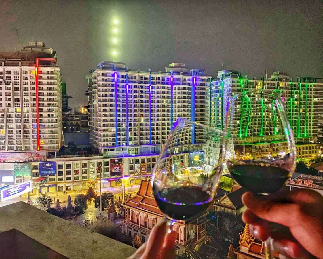 Yunfan Hotel Phnom Penh Exterior foto