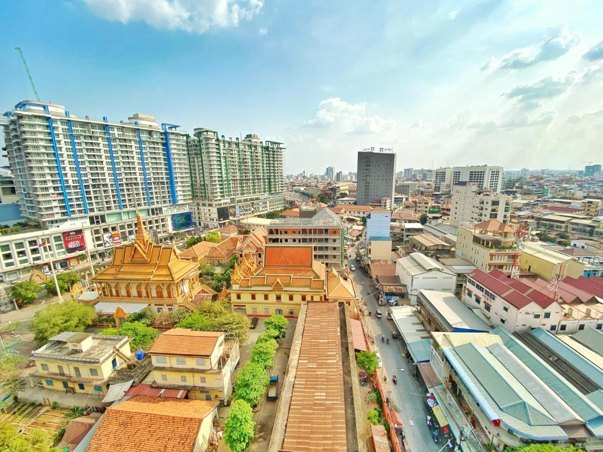 Yunfan Hotel Phnom Penh Exterior foto